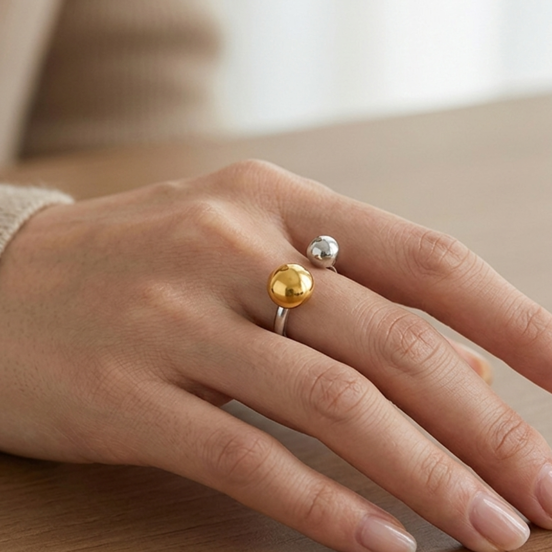 The Dual Ring