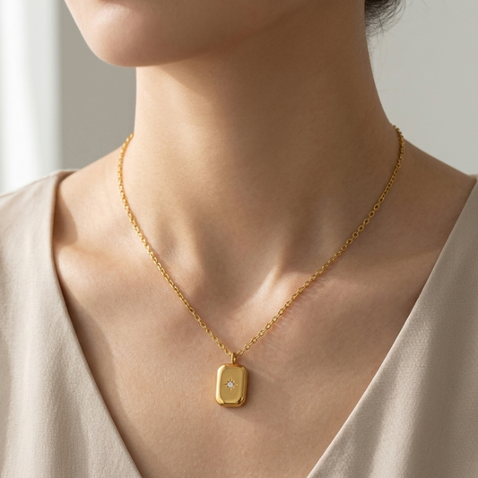 Stella Necklace